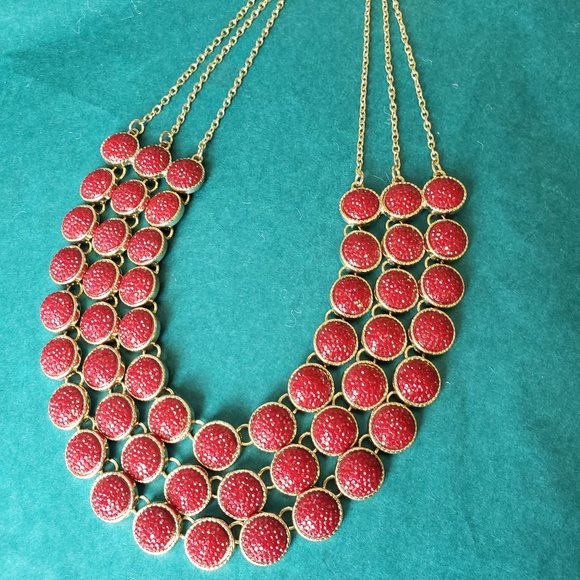 Jewelry - 2/15$ 3 layers red statement necklace